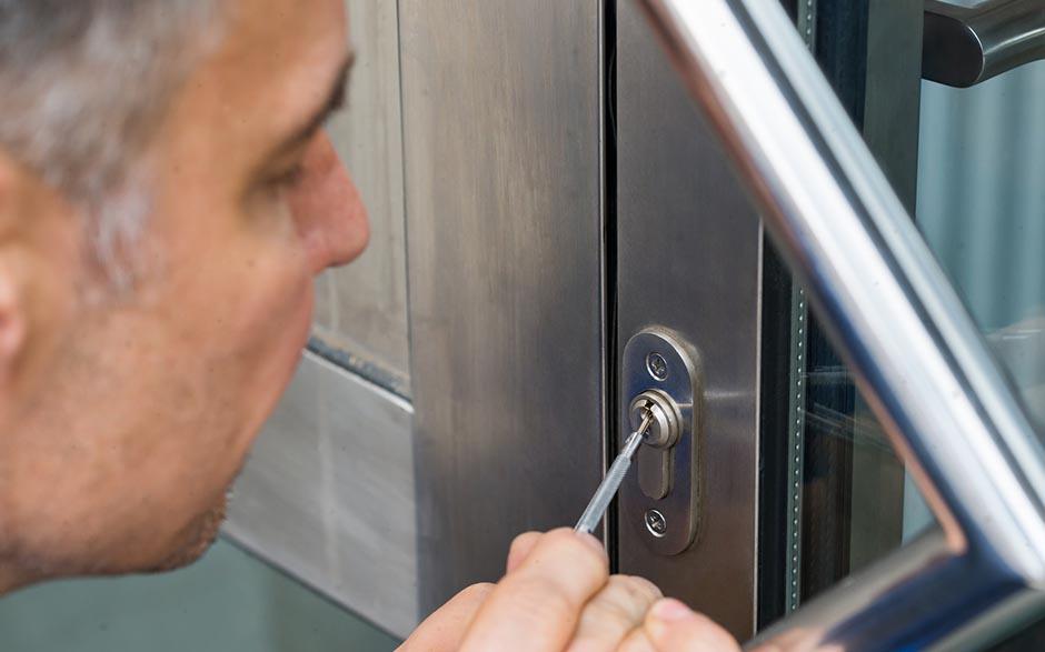 comment changer le cylindre d'une serrure Chaville